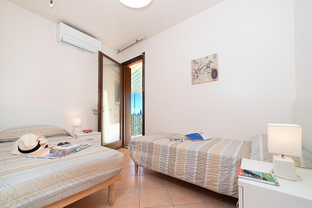 Apartment Blanco - Regarda Travel Lazise Kültér fotó
